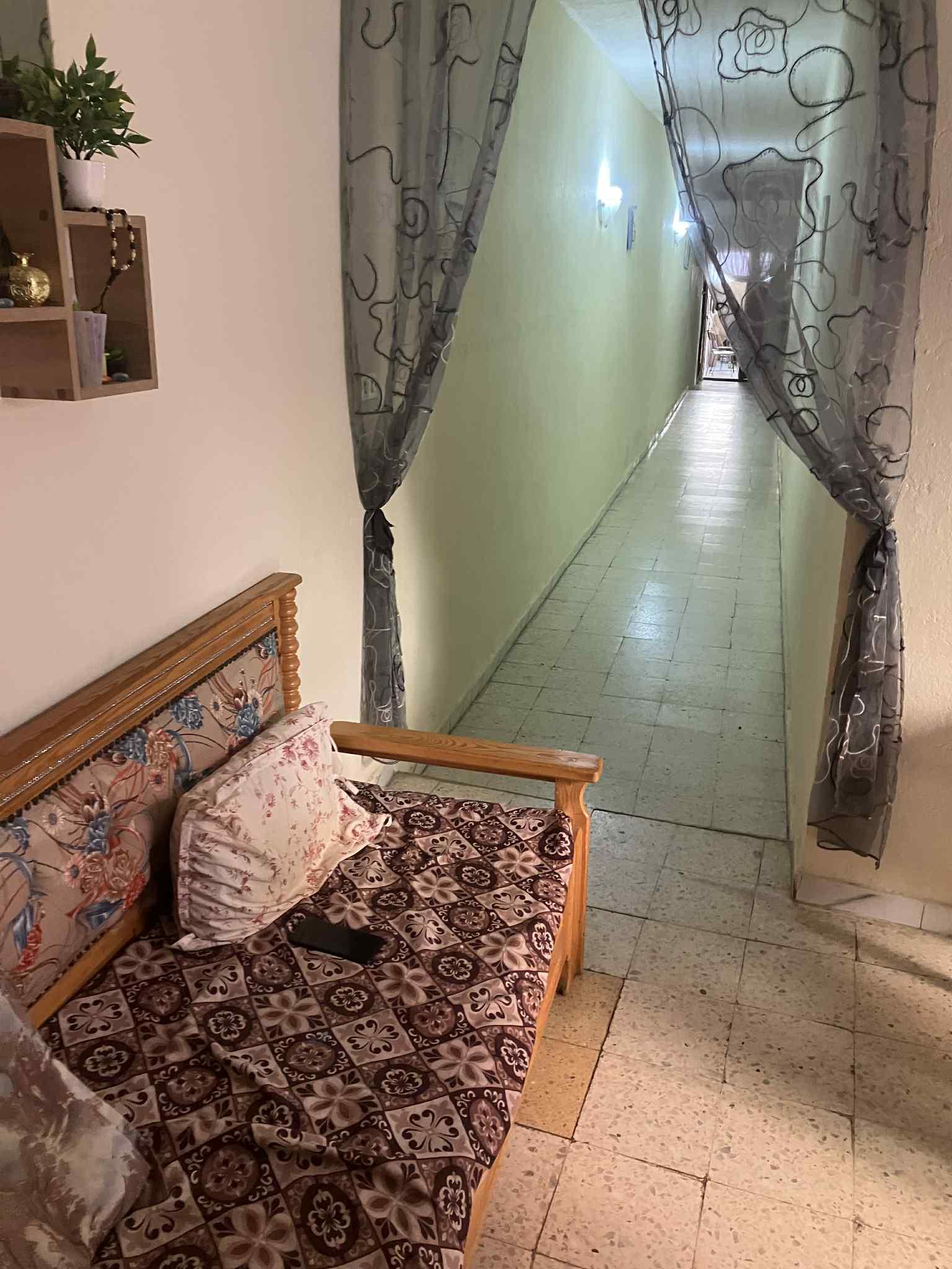 فرصة مميزة لاقتناء دار رائعة للبيع ببوحسينة الصواف